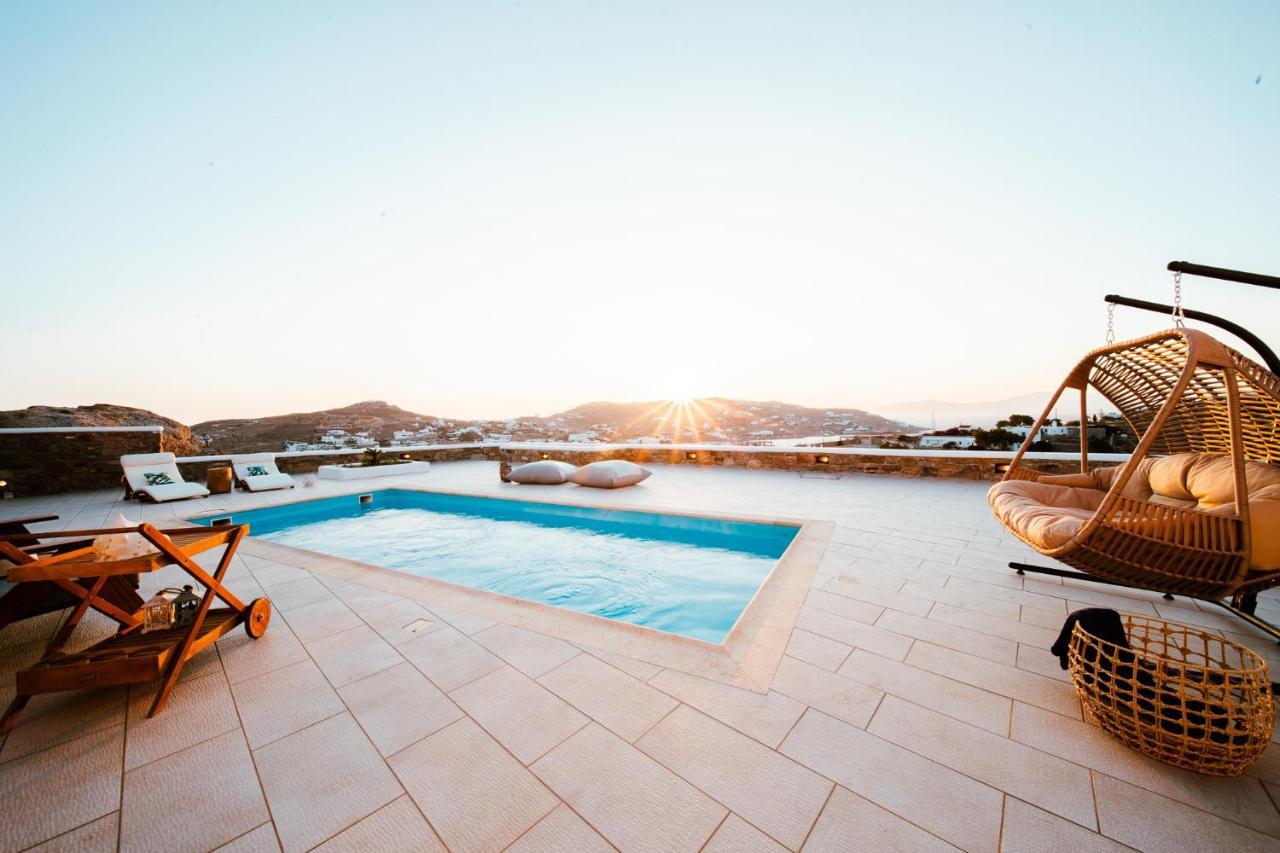 Lydia 4 Bed With Pool In Psarrou Ag Lazaros Villa