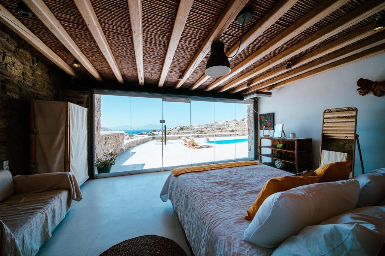 Lydia 4 Bed With Pool In Psarrou Ag Lazaros Villa