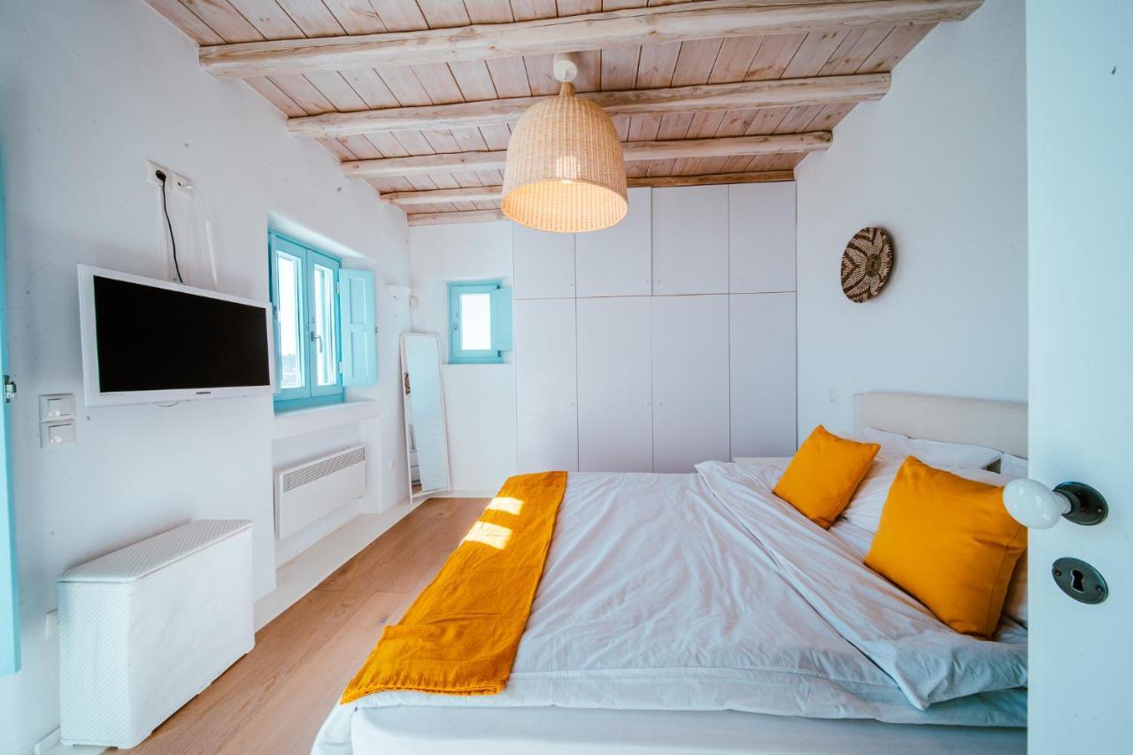 Lydia 4 Bed With Pool In Psarrou Ag Lazaros Villa