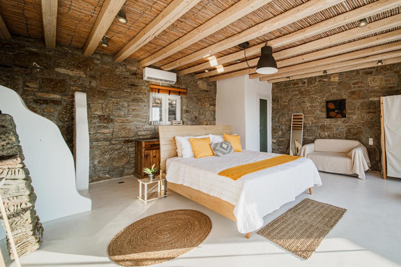 Lydia 4 Bed With Pool In Psarrou Ag Lazaros Villa *