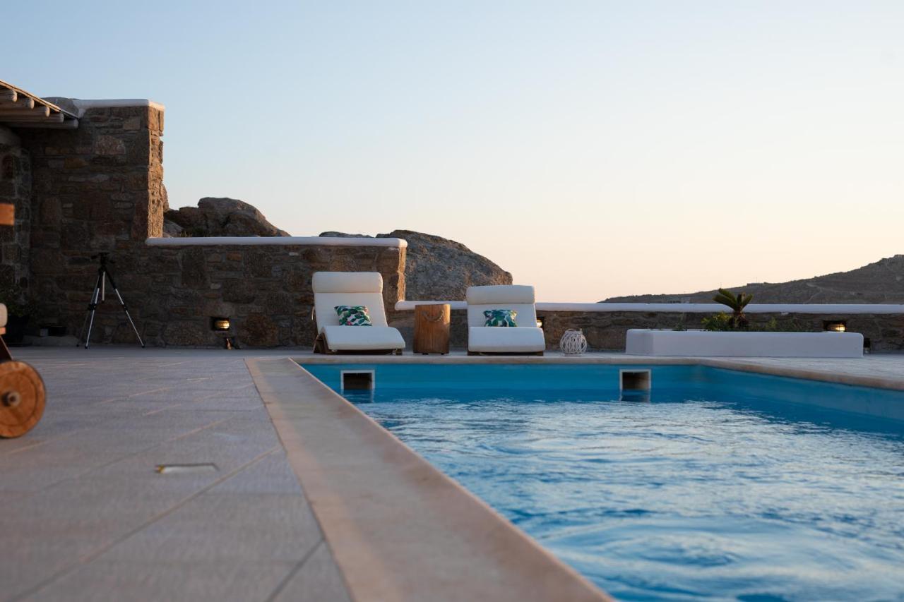 Lydia 4 Bed With Pool In Psarrou Ag Lazaros * Mykonos Town