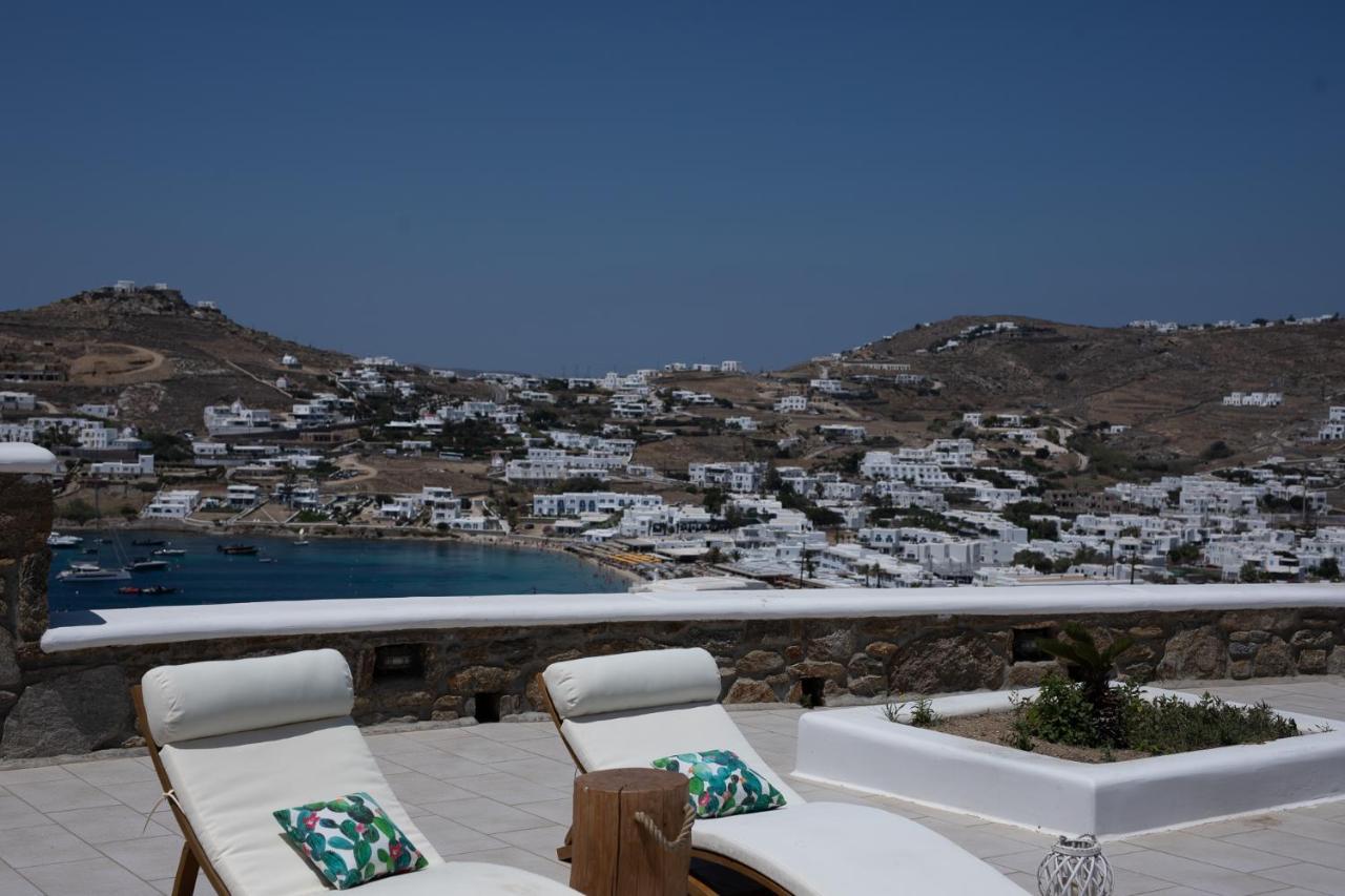 Lydia 4 Bed With Pool In Psarrou Ag Lazaros Villa