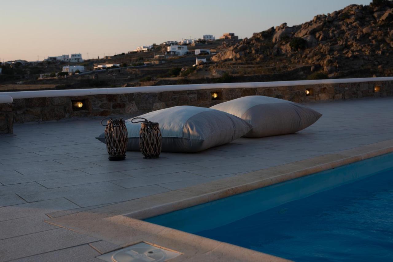 Lydia 4 Bed With Pool In Psarrou Ag Lazaros Villa