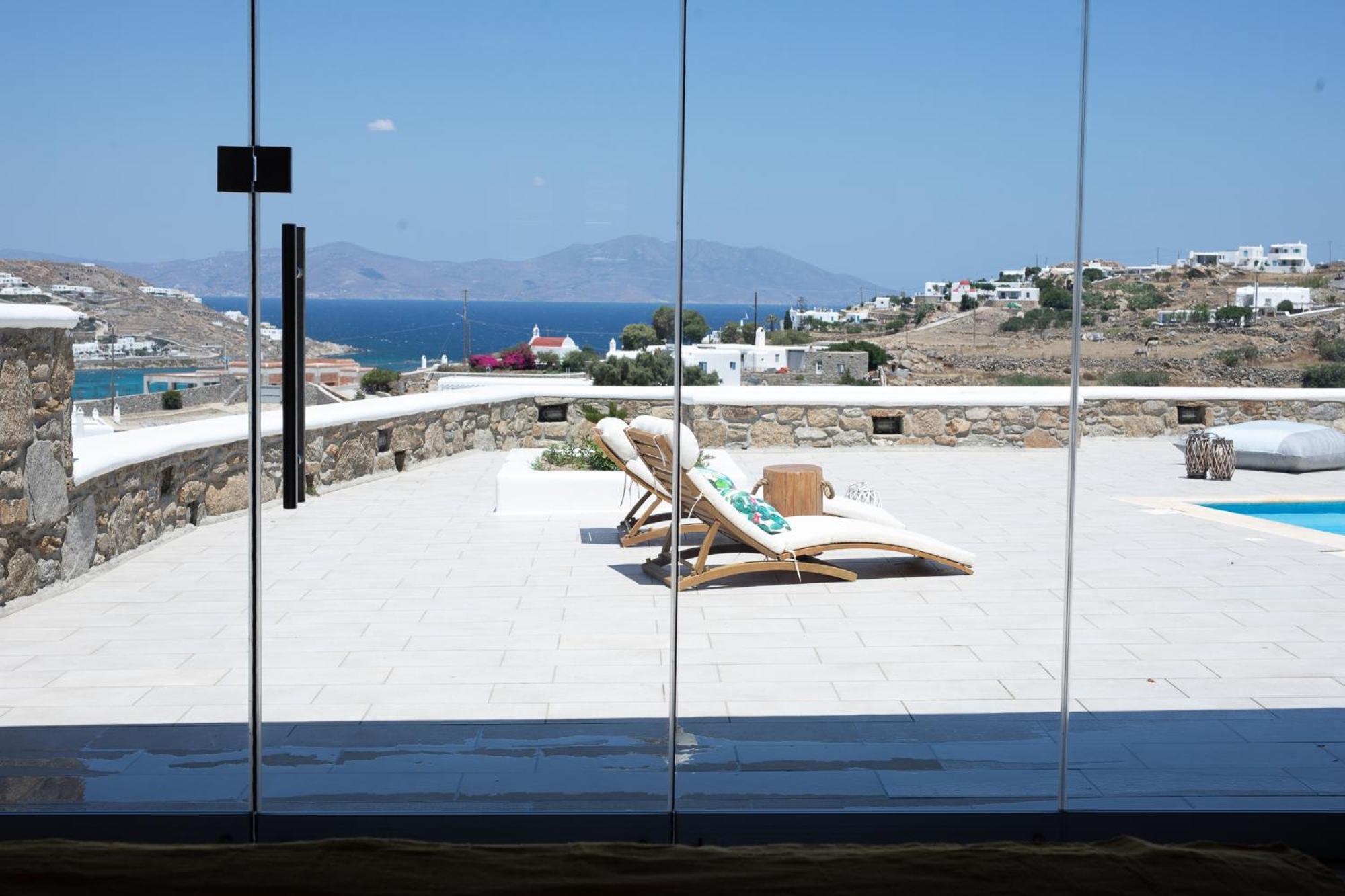 Lydia 4 Bed With Pool In Psarrou Ag Lazaros Villa
