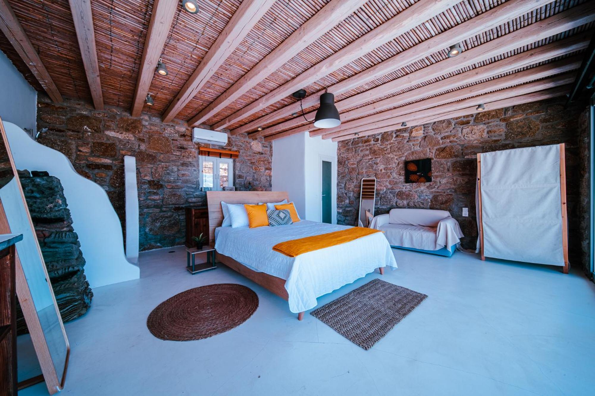 Lydia 4 Bed With Pool In Psarrou Ag Lazaros *